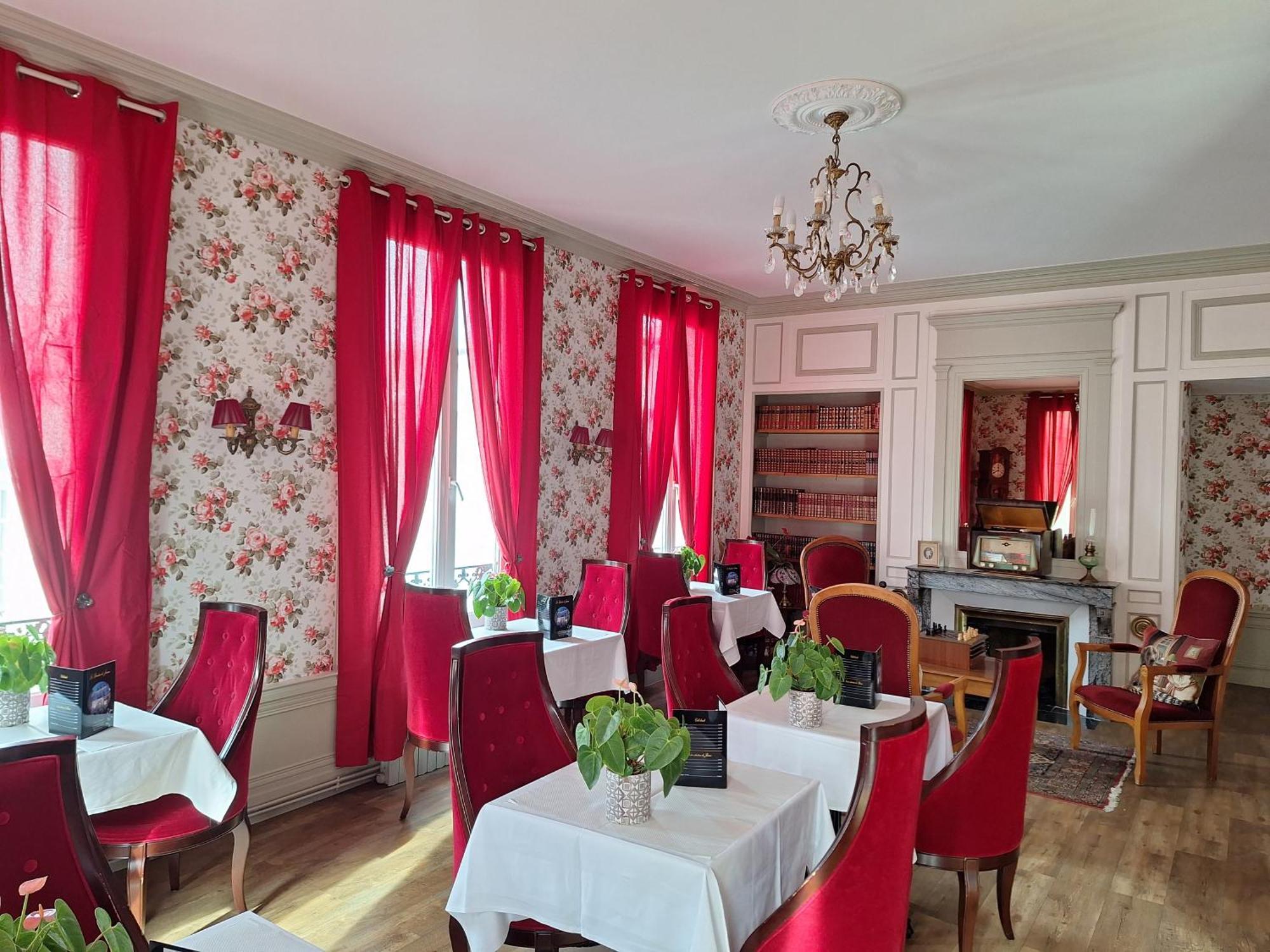 De Charme La Bonne Adresse - Logis 2* Le Havre