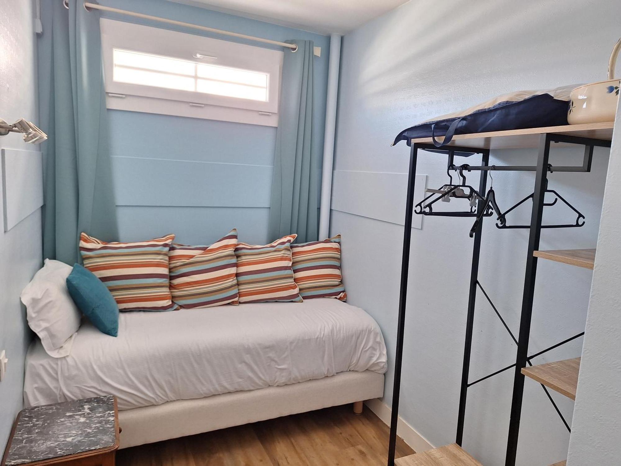 Hotel De Charme La Bonne Adresse - Logis 2*