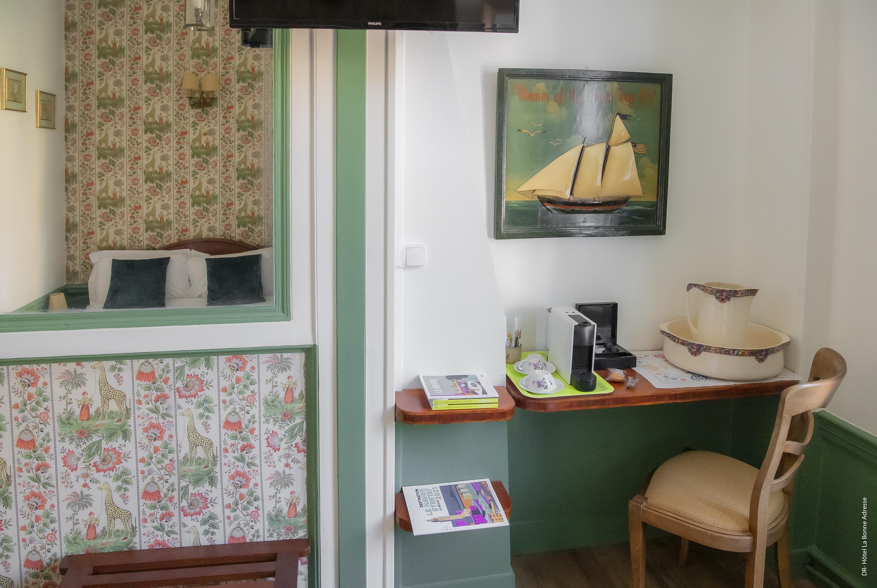 Hotel De Charme La Bonne Adresse - Logis 2*